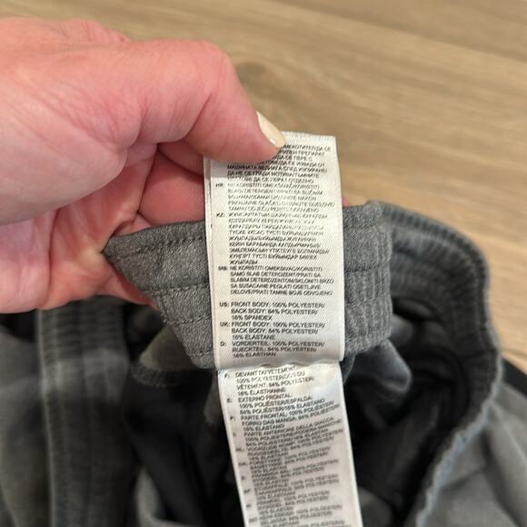 REEBOK Gray Black Speedwick Polyester Pull-On Active Lounge Shorts Size Medium - Picture 7 of 12